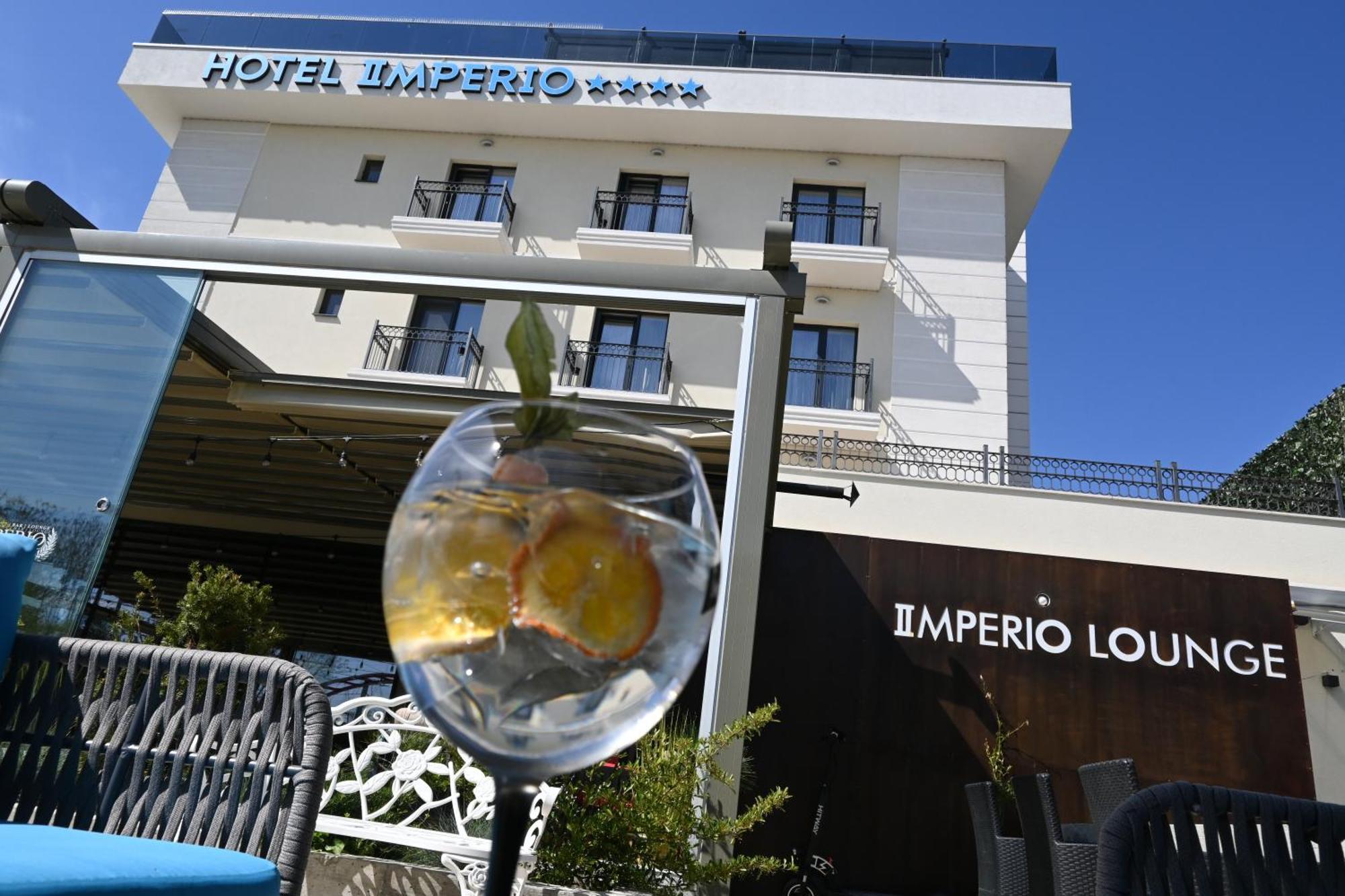 Imperio Hotel Cernavoda Εξωτερικό φωτογραφία